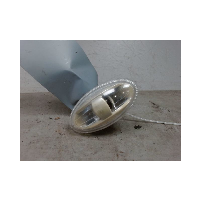 REPETITEUR AILE DROIT CITROEN C3
