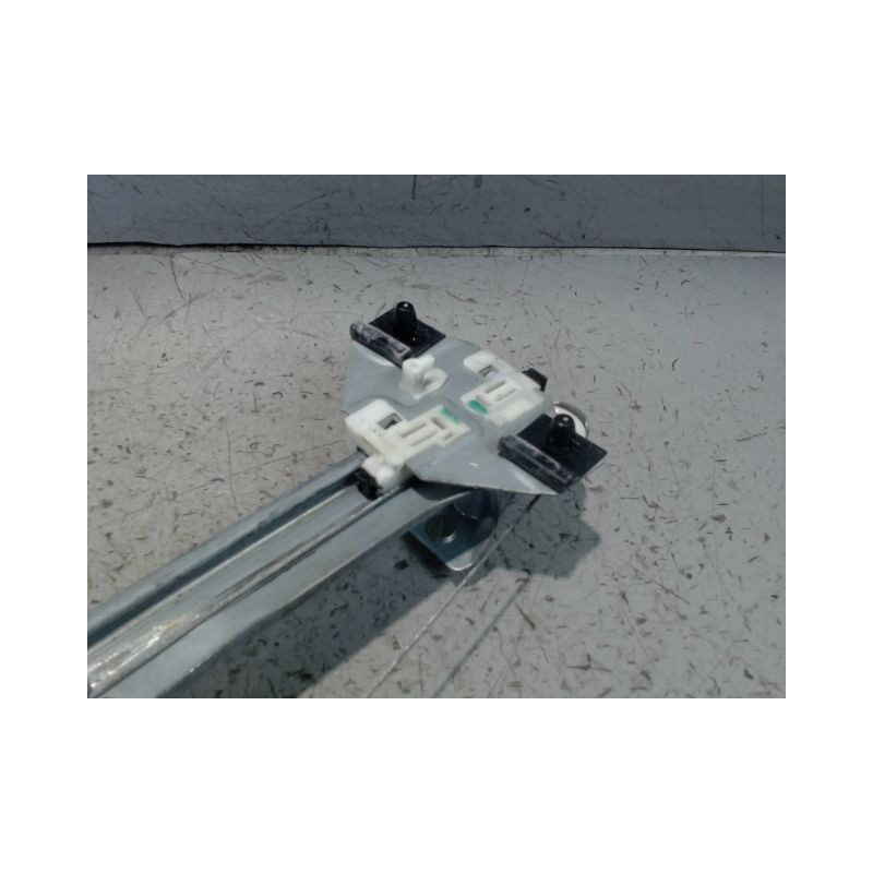 MECANISME+MOTEUR LEVE-GLACE AVANT DROIT DACIA LODGY