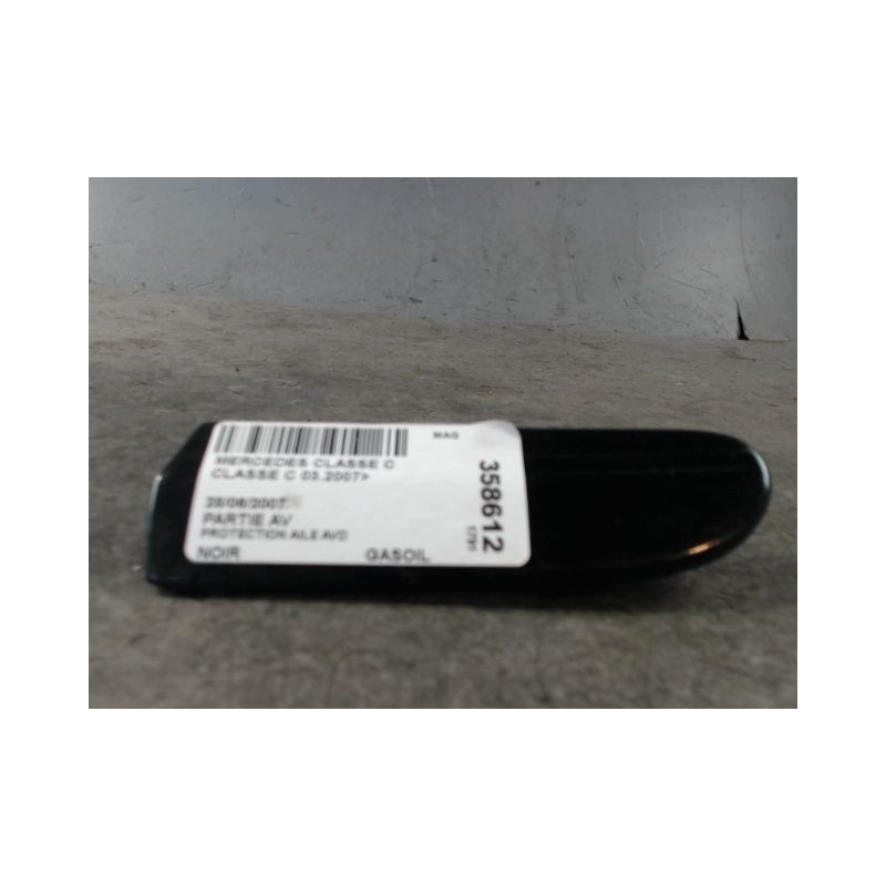 PROTECTION AILE AVANT DROIT MERCEDES CLASSE C 2007-