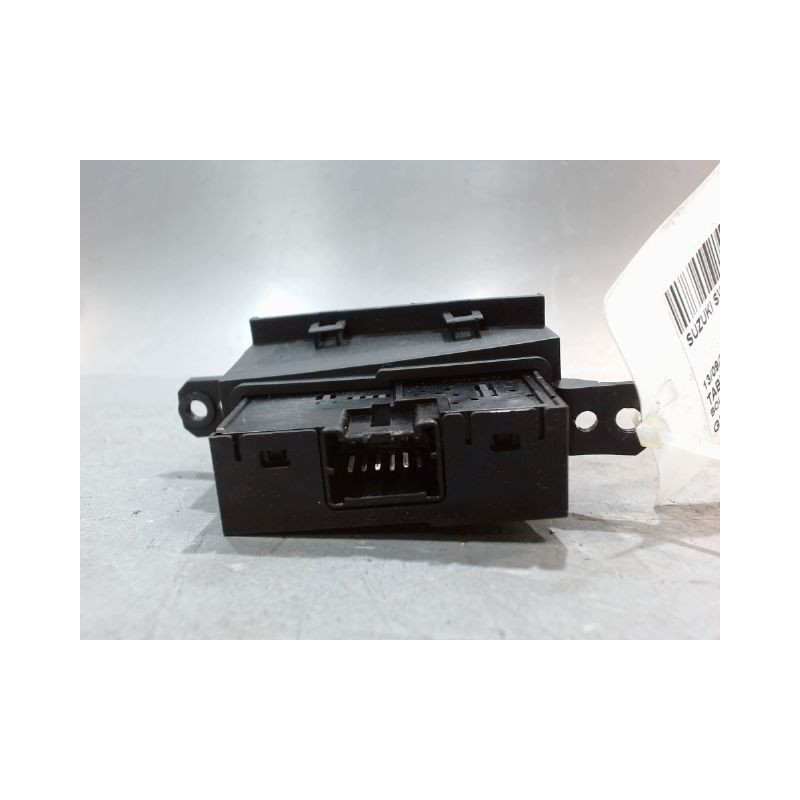 BOUTON DE WARNING SUZUKI SWIFT