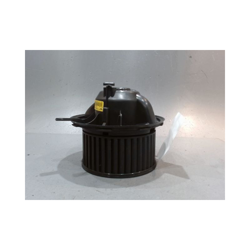 MOTEUR VENTILATEUR CHAUFFAGE VOLKSWAGEN TOURAN