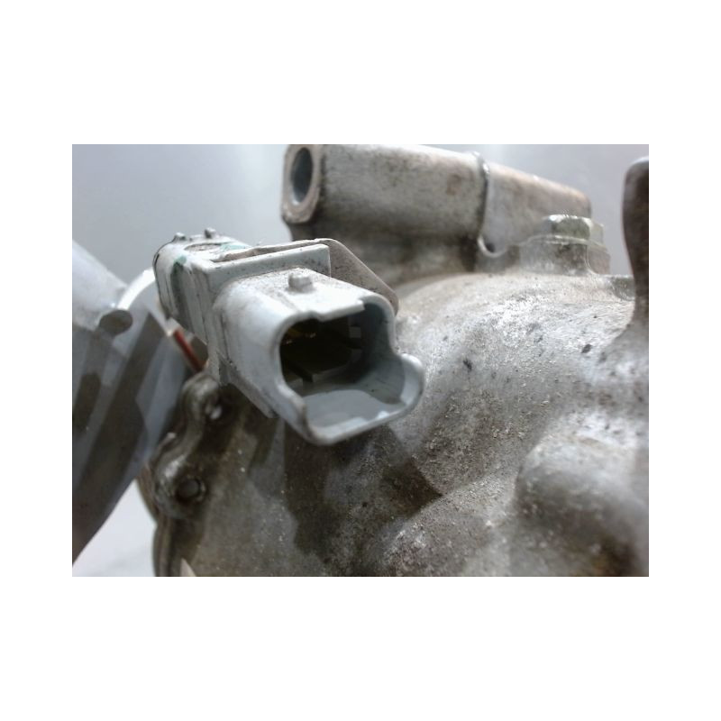 COMPRESSEUR AIR CONDITIONNE RENAULT KANGOO