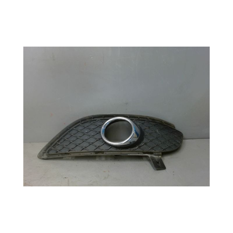 GRILLE VENTILATION PARE-CHOC AVD MERCEDES CLASSE B