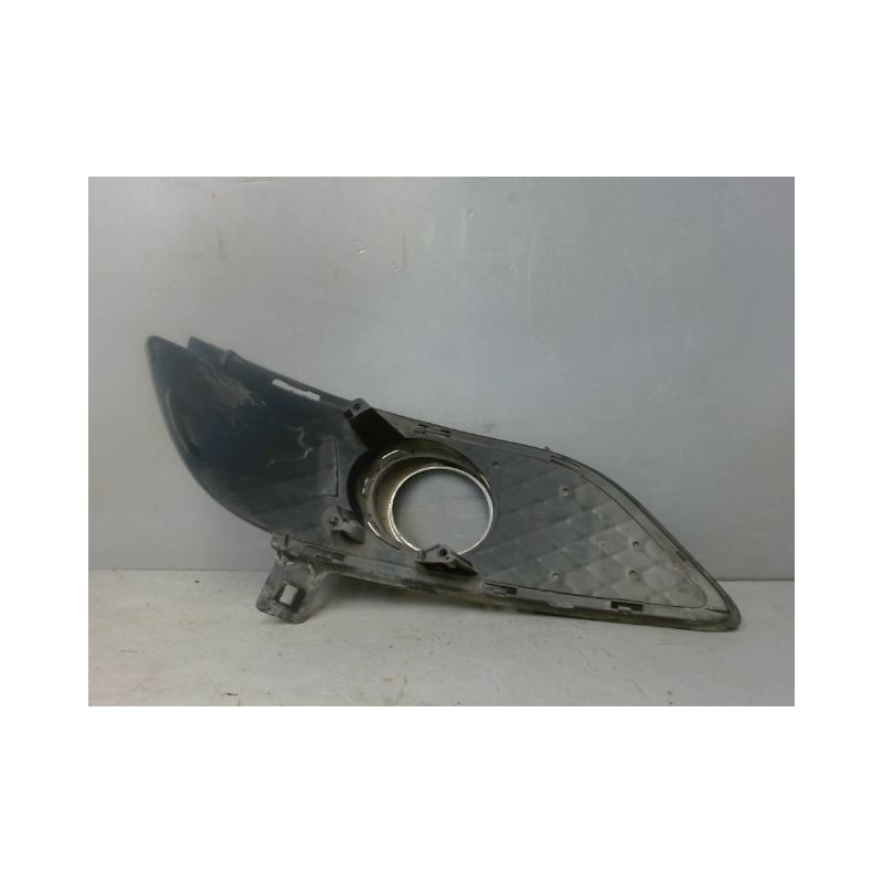 GRILLE VENTILATION PARE-CHOC AVD MERCEDES CLASSE B