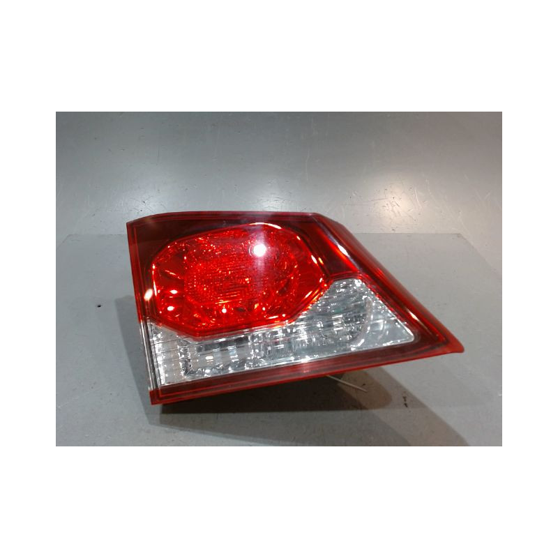 FEU ARRIERE INTERIEUR GAUCHE HONDA CIVIC