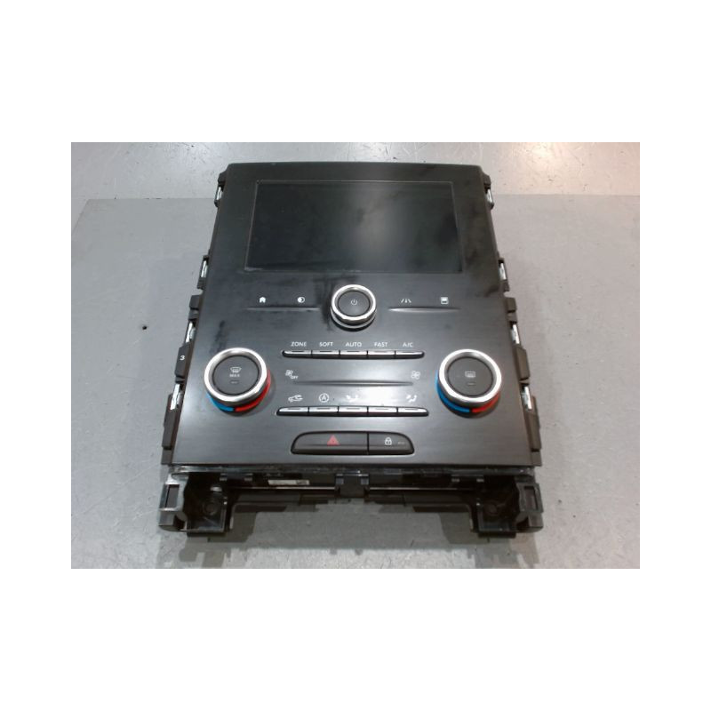 ECRAN GPS RENAULT MEGANE