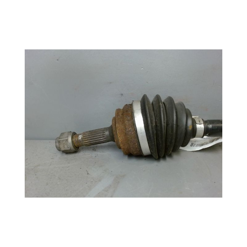 TRANSMISSION AVANT GAUCHE PEUGEOT 208 1.2 VTI 82