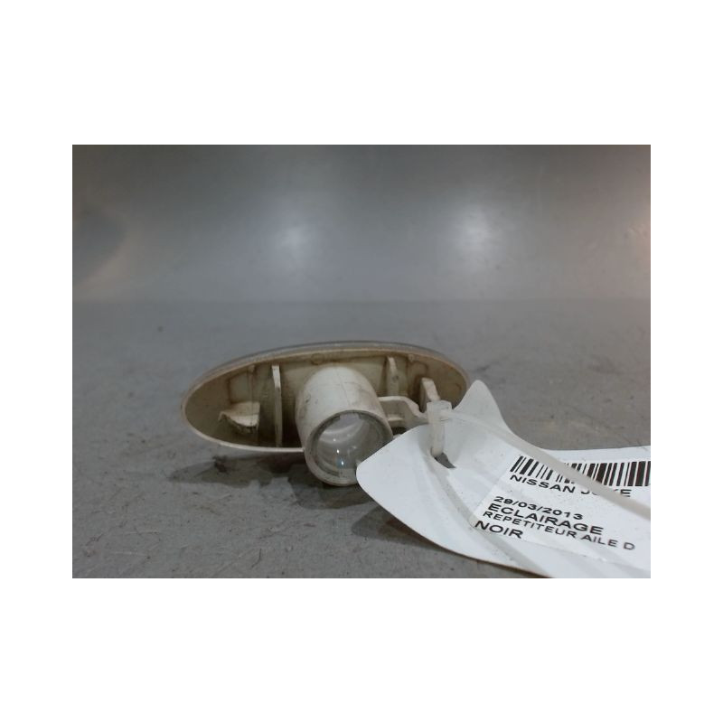 REPETITEUR AILE DROIT NISSAN JUKE