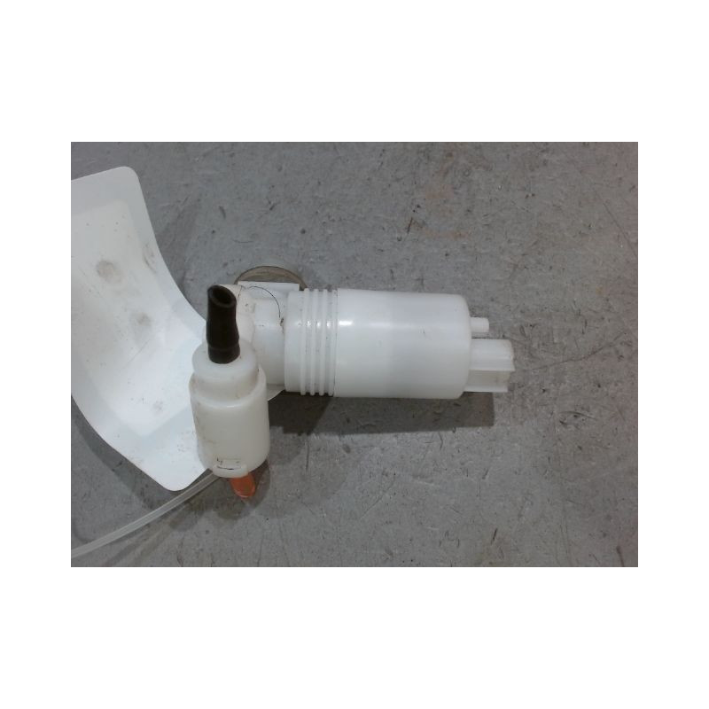 POMPE LAVE-GLACE AVANT NISSAN JUKE