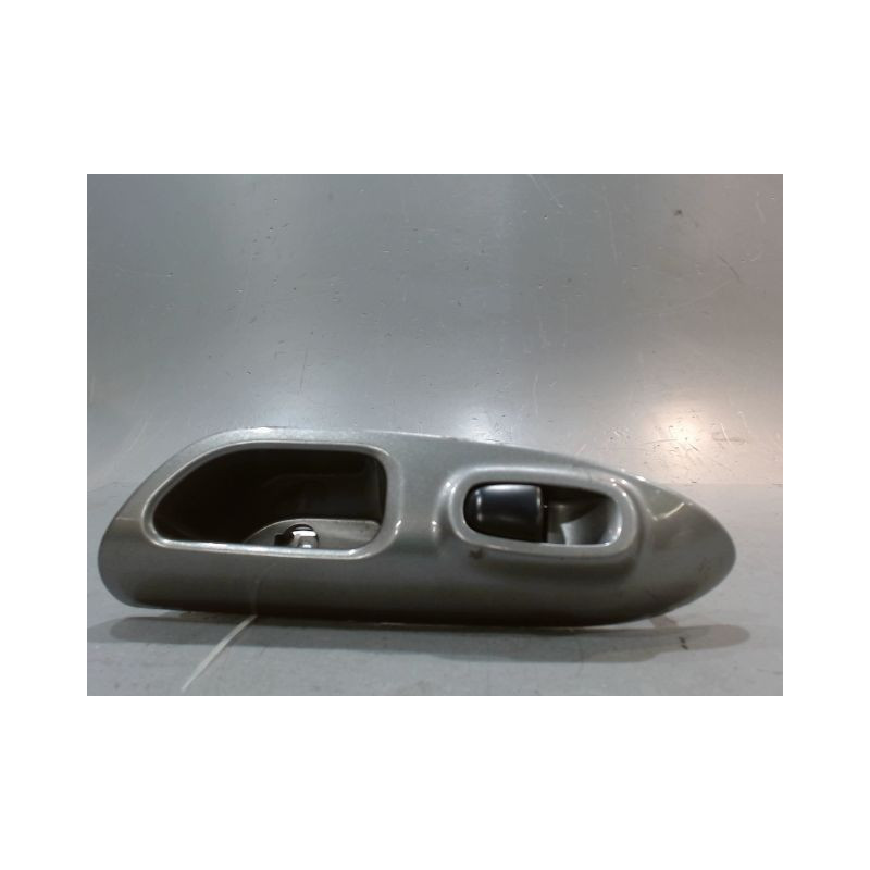 COMMANDE LEVE-GLACE PORTE ARG NISSAN JUKE