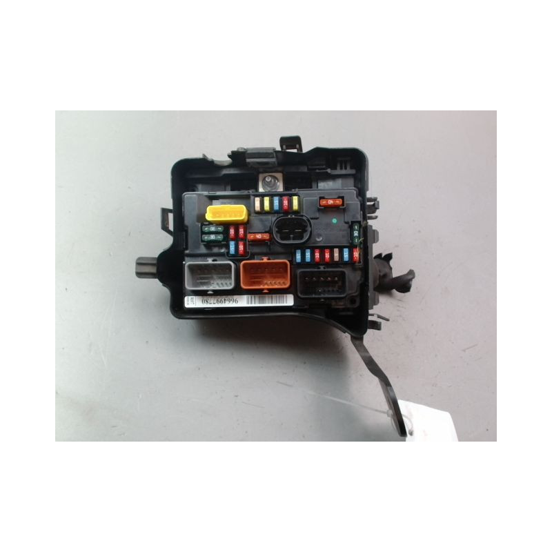 PLATINE FUSIBLE AVANT CITROEN C3 PICASSO MONOSP. Phase 1 2009-2012