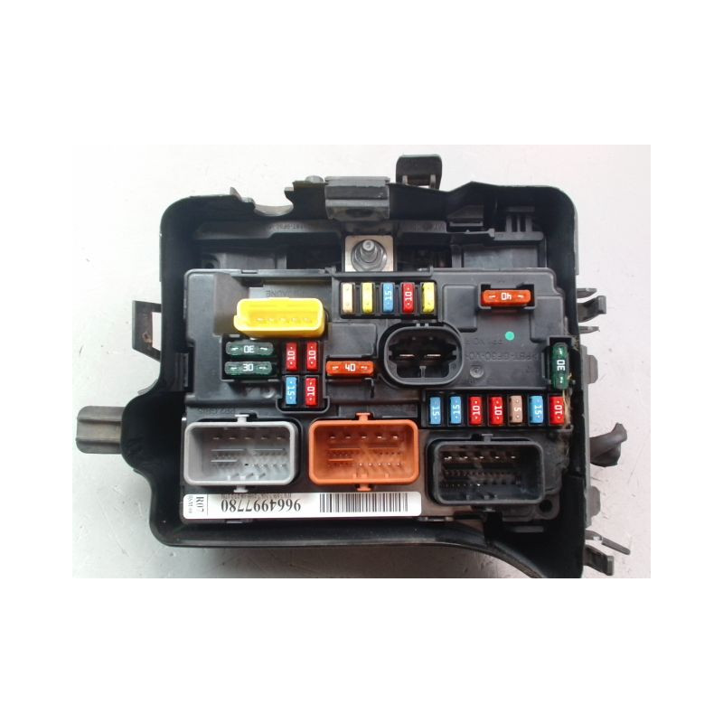 PLATINE FUSIBLE AVANT CITROEN C3 PICASSO MONOSP. Phase 1 2009-2012