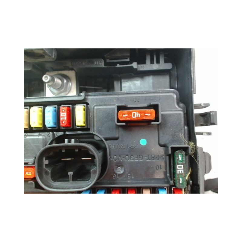 PLATINE FUSIBLE AVANT CITROEN C3 PICASSO MONOSP. Phase 1 2009-2012