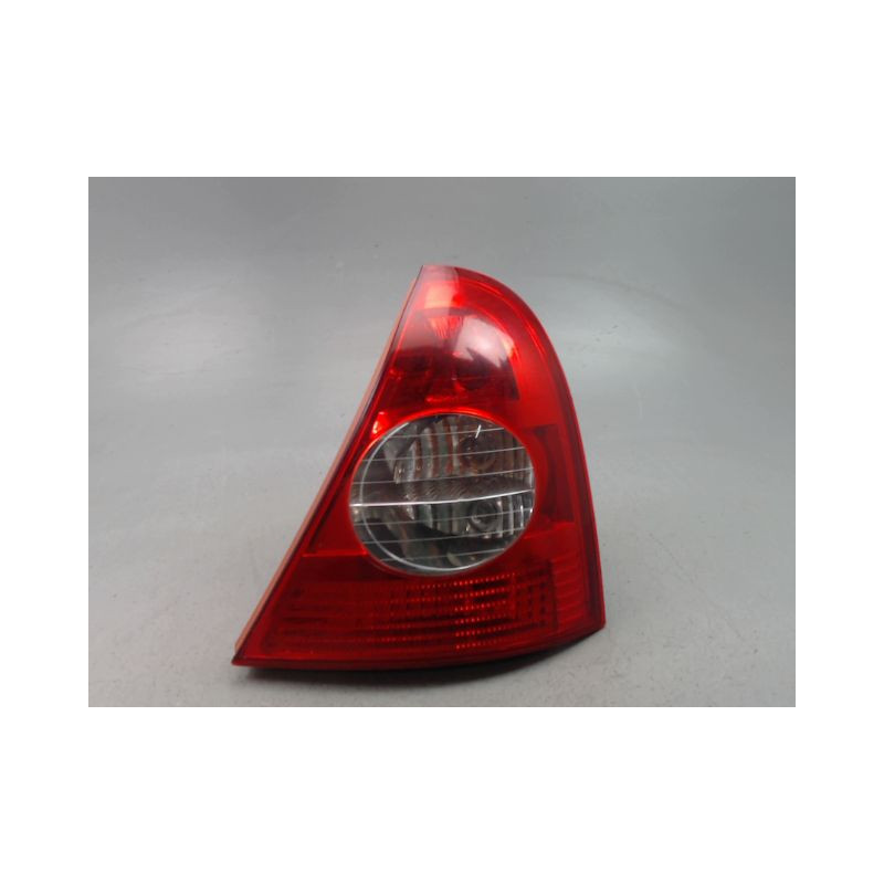 FEU ARRIERE DROIT RENAULT CLIO II Phase 2 2001-2006