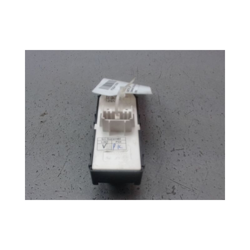 COMMANDE LEVE-GLACE PORTE ARD HYUNDAI TUCSON