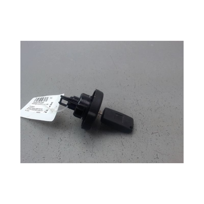 BOUCHON RESERVOIR A CARBURANT PEUGEOT PARTNER FG II Phase 2 (B9) 2012-...