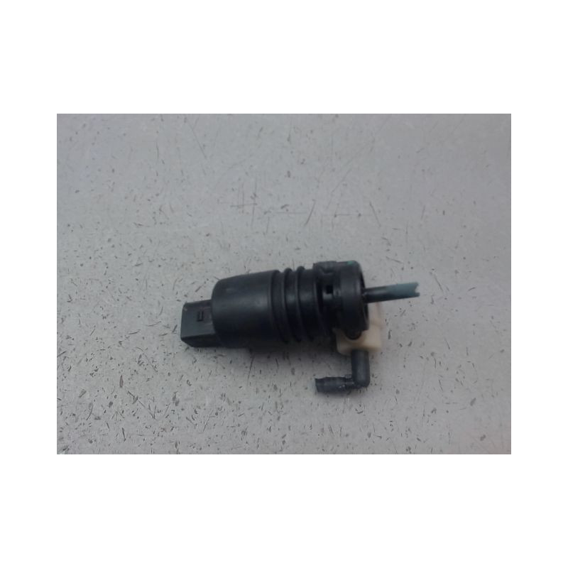 POMPE LAVE-GLACE AVANT AUDI A3 II Phase 1 (8P) 2003-2008