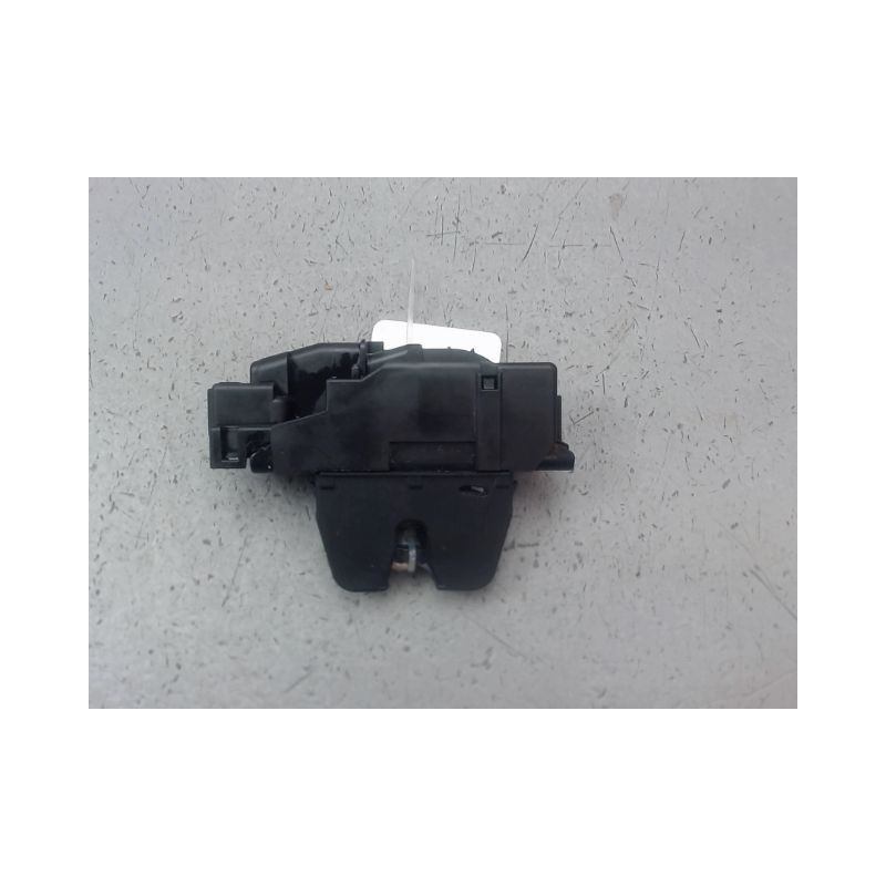 SERRURE HAYON  PEUGEOT 308 2009-