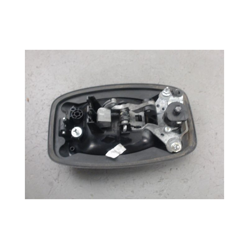 POIGNEE EXTERIEURE PORTE BATTANTE DROIT IVECO 35S16