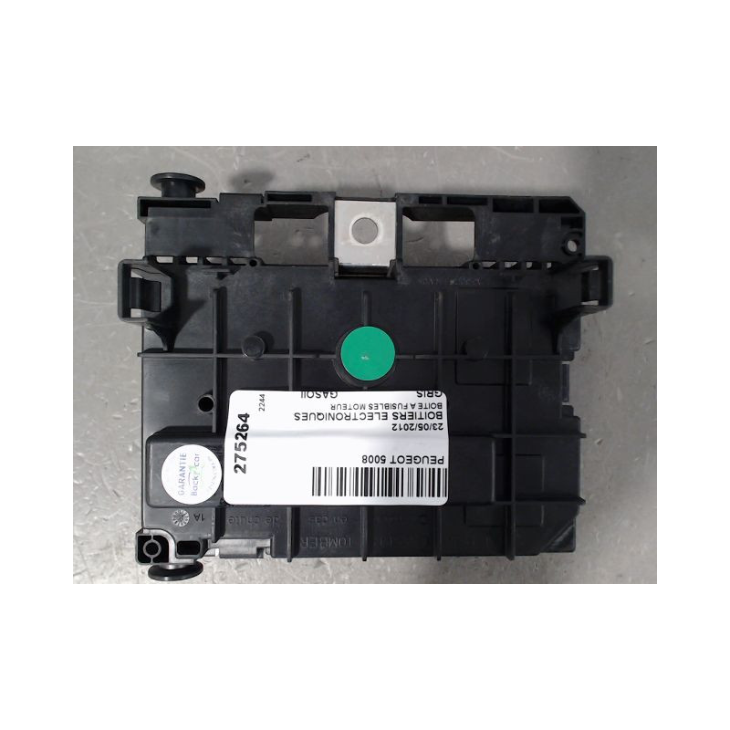 BOITE A FUSIBLES PEUGEOT 5008
