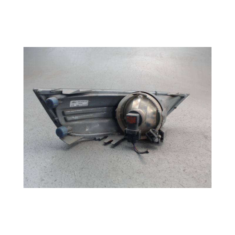 PHARE ANTIBROUILLARD AVANT GAUCHE FORD MONDEO