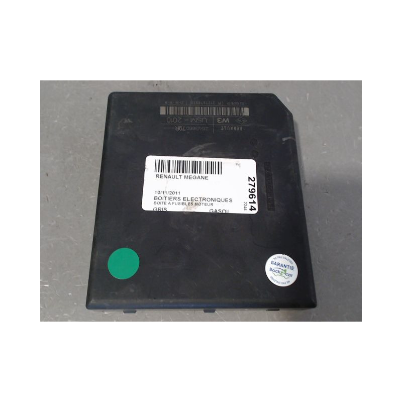 BOITE A FUSIBLES RENAULT MEGANE