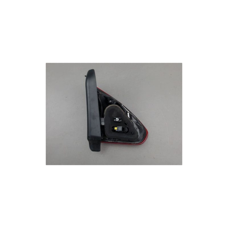 FEU ARRIERE INTERIEUR DROIT PEUGEOT 2008