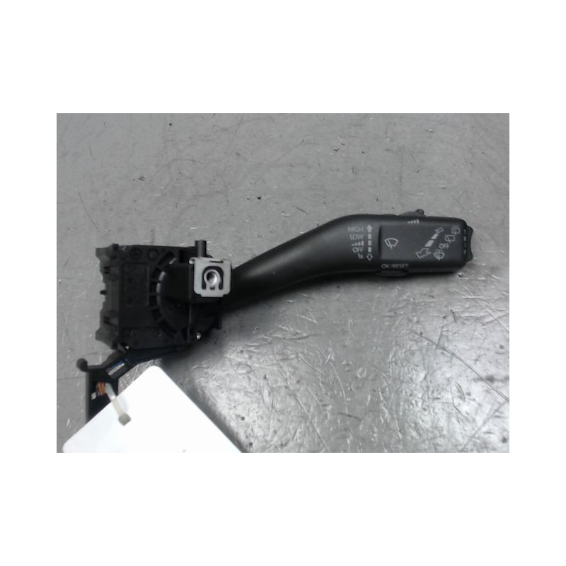 COMMANDE ESSUIE GLACE VOLKSWAGEN GOLF VI 2008-