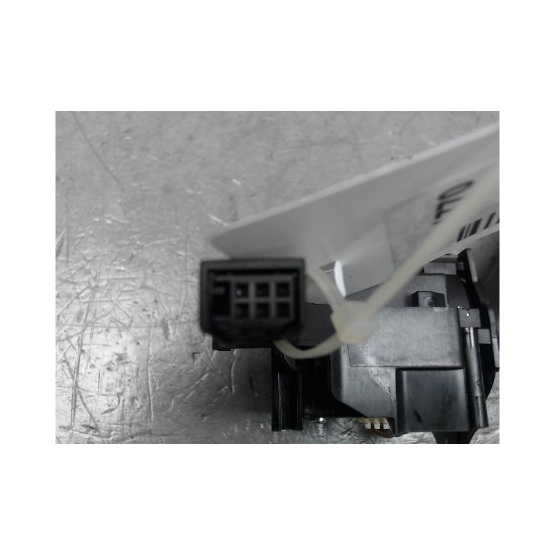 COMMANDE ESSUIE GLACE VOLKSWAGEN GOLF VI 2008-