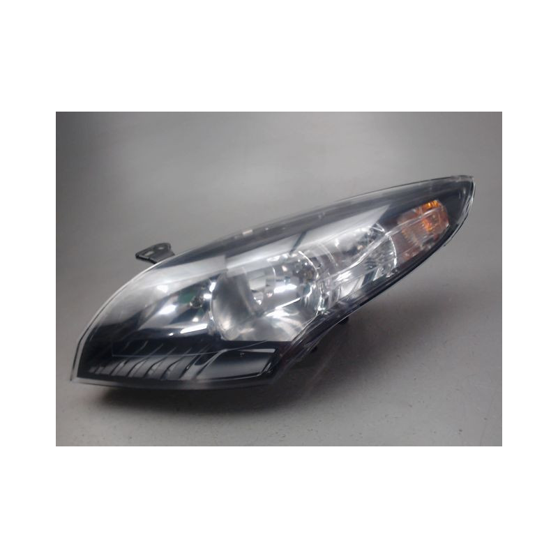 PHARE GAUCHE RENAULT MEGANE