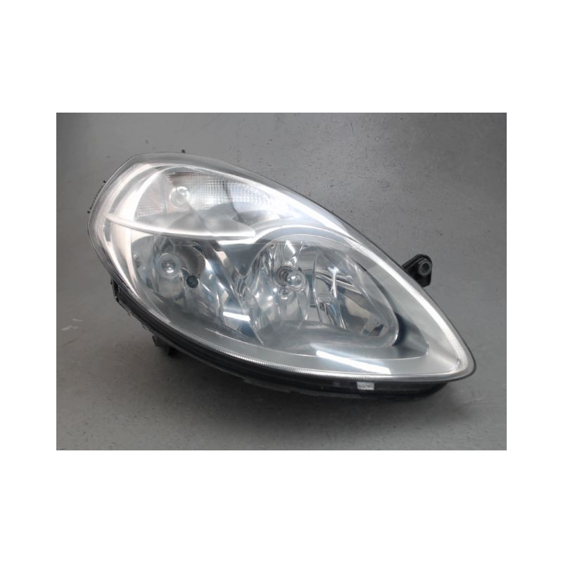 PHARE DROIT LANCIA MUSA