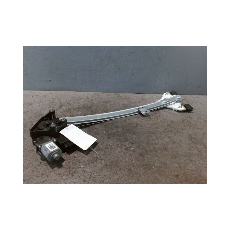 MECANISME+MOTEUR LEVE-GLACE AVANT GAUCHE HYUNDAI I20