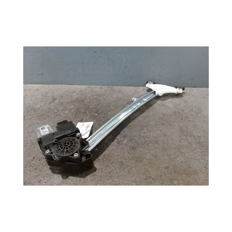 MECANISME+MOTEUR LEVE-GLACE AVANT GAUCHE HYUNDAI I20