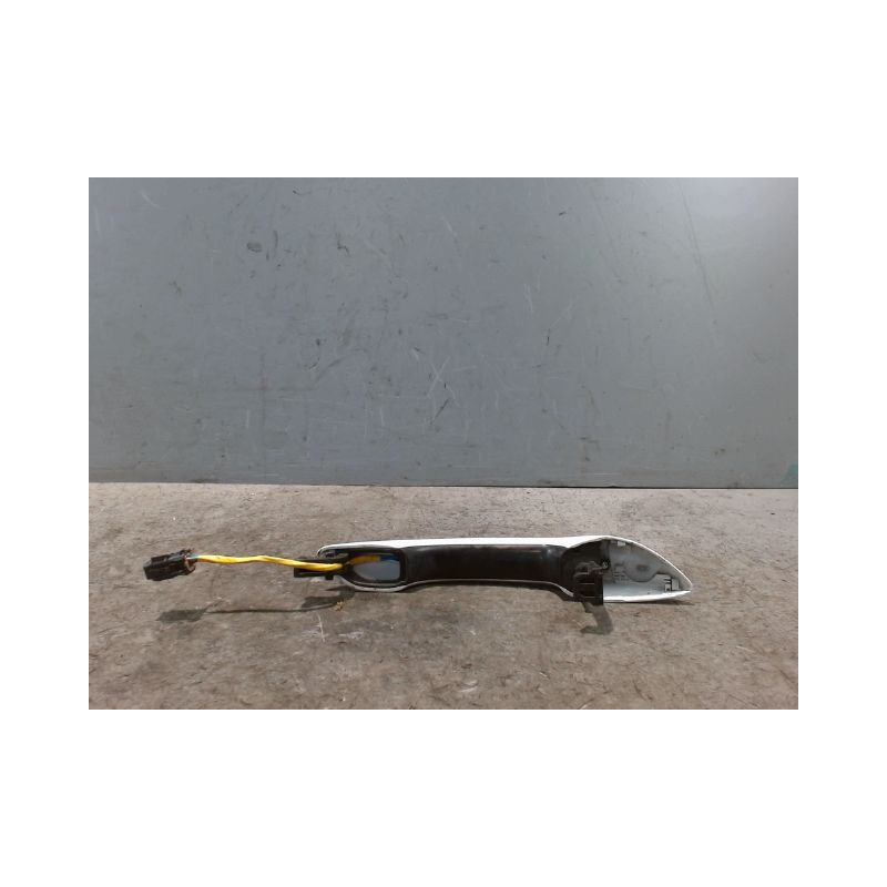 POIGNEE EXTERIEURE PORTE AVANT GAUCHE HYUNDAI I20