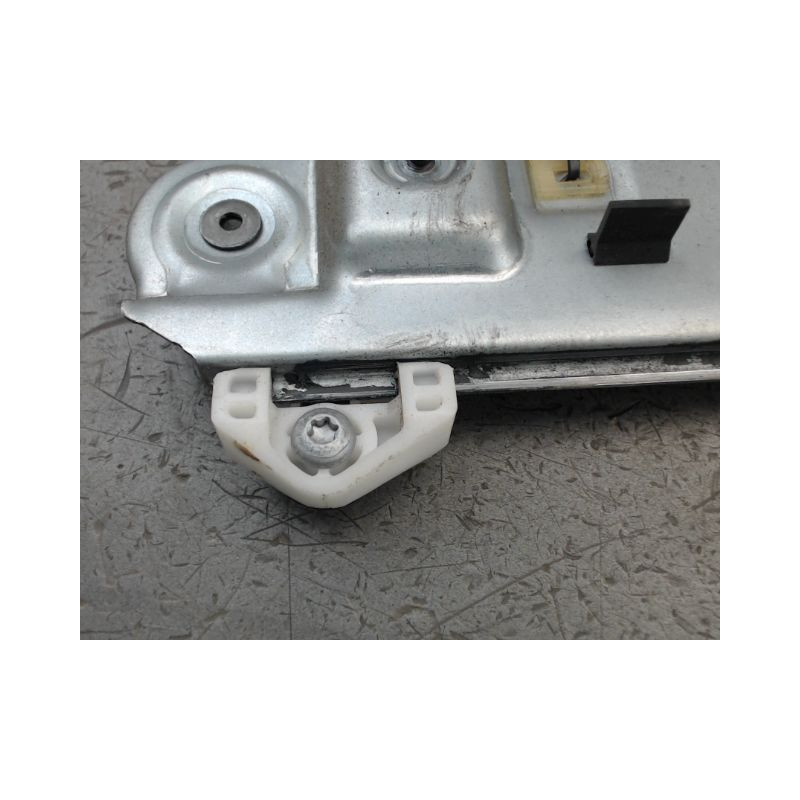 MECANISME LEVE-GLACE AVANT DROIT RENAULT MASTER