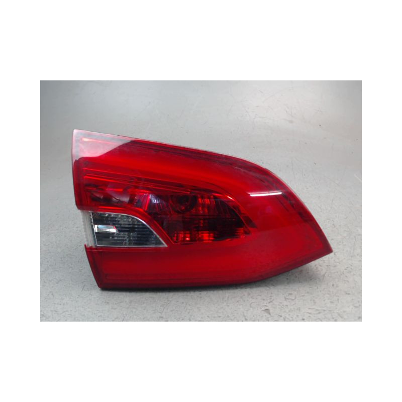 FEU ARRIERE INTERIEUR GAUCHE PEUGEOT 308