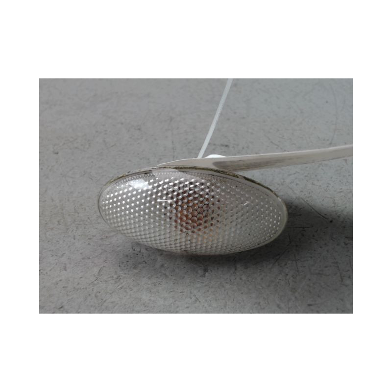 REPETITEUR AILE DROIT SUZUKI SWIFT III 2005-2011