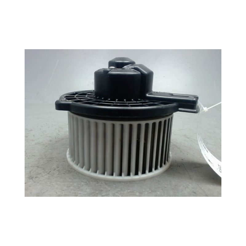 MOTEUR VENTILATEUR CHAUFFAGE MAZDA MAZDA 2