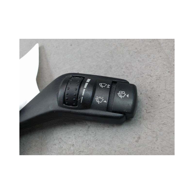 COMMANDE ESSUIE GLACE FORD CMAX MONOSP. I Phase 2 2007-2010