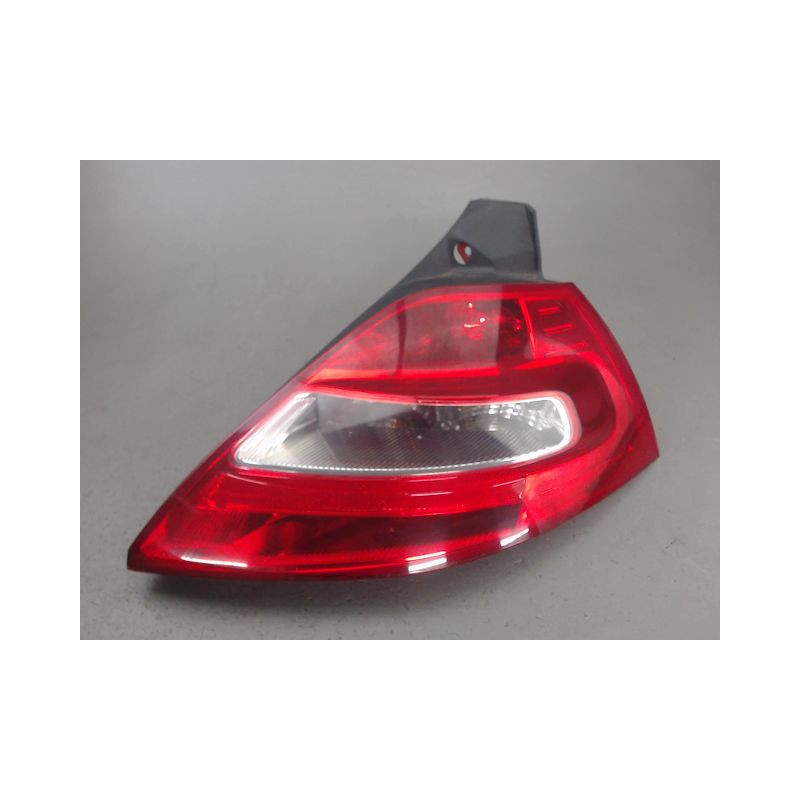 FEU ARRIERE DROIT RENAULT MEGANE
