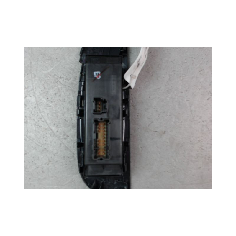 COMMANDE LEVE-GLACE PORTE AVG NISSAN QASHQAI BREAK II Phase 1 2014-...