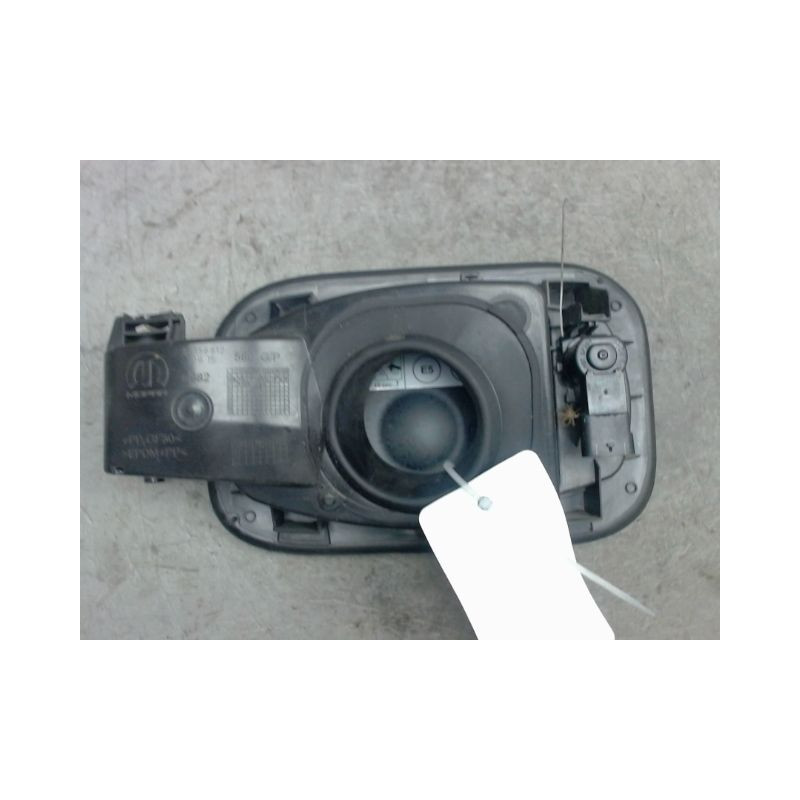 VOLET DE TRAPPE CARBURANT JEEP COMPASS