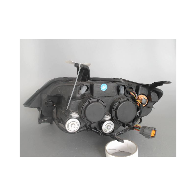 PHARE DROIT MAZDA MAZDA 2