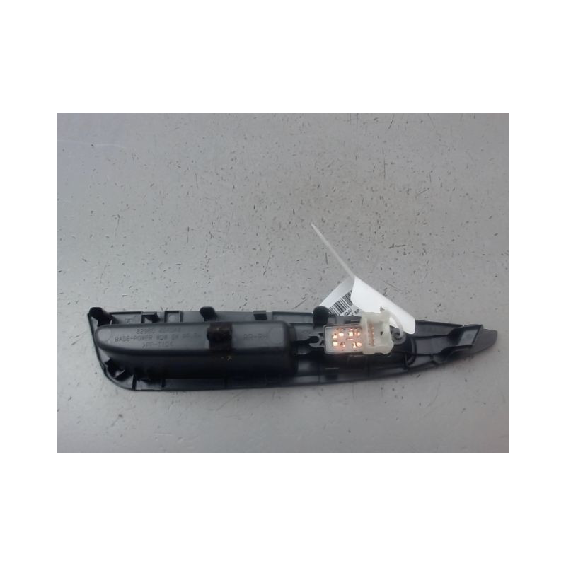 COMMANDE LEVE-GLACE PORTE ARD NISSAN QASHQAI BREAK II Phase 1 2014-...
