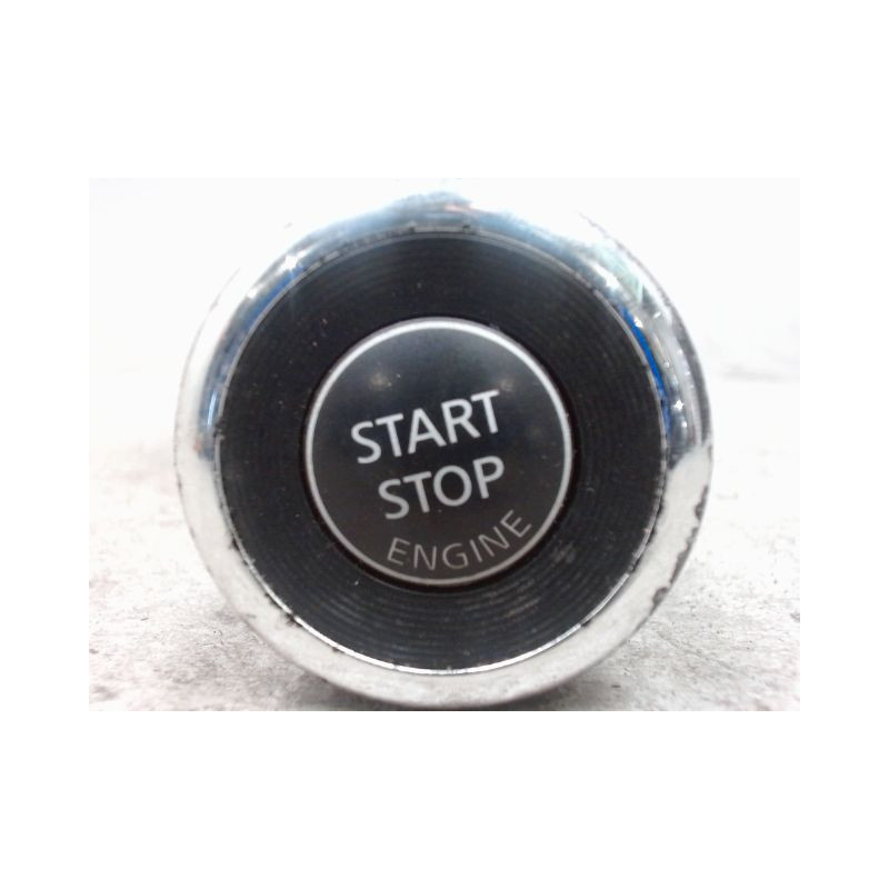 BOUTON DE DEMARRAGE NISSAN PULSAR