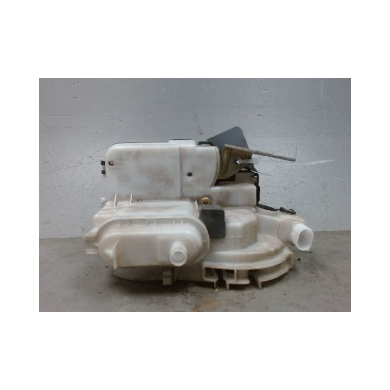 SYSTEME CONDAMNATION AVANT DROIT VOLKSWAGEN POLO 99-2001