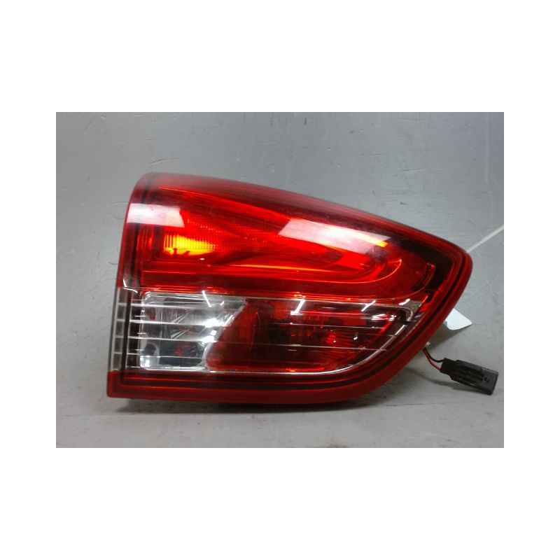 FEU ARRIERE INTERIEUR GAUCHE RENAULT CLIO