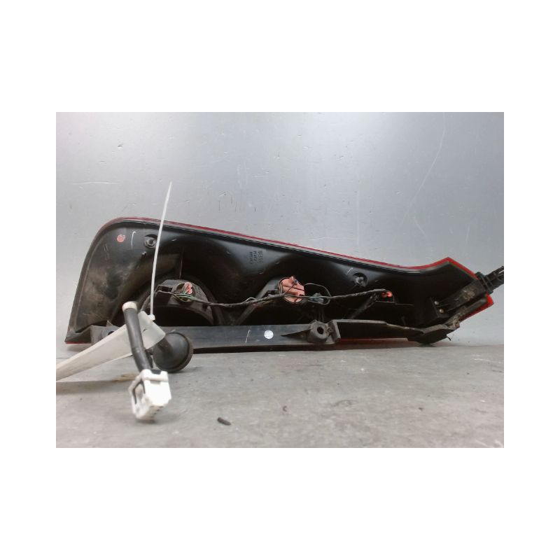 FEU ARRIERE DROIT NISSAN NOTE