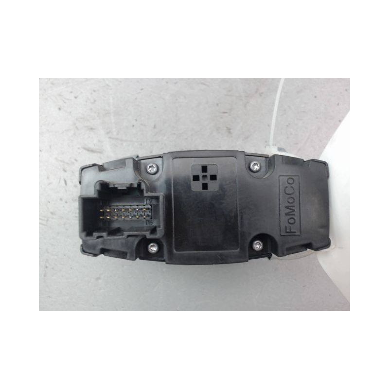 INTERIEUR COMMANDE PHARES FORD KA+