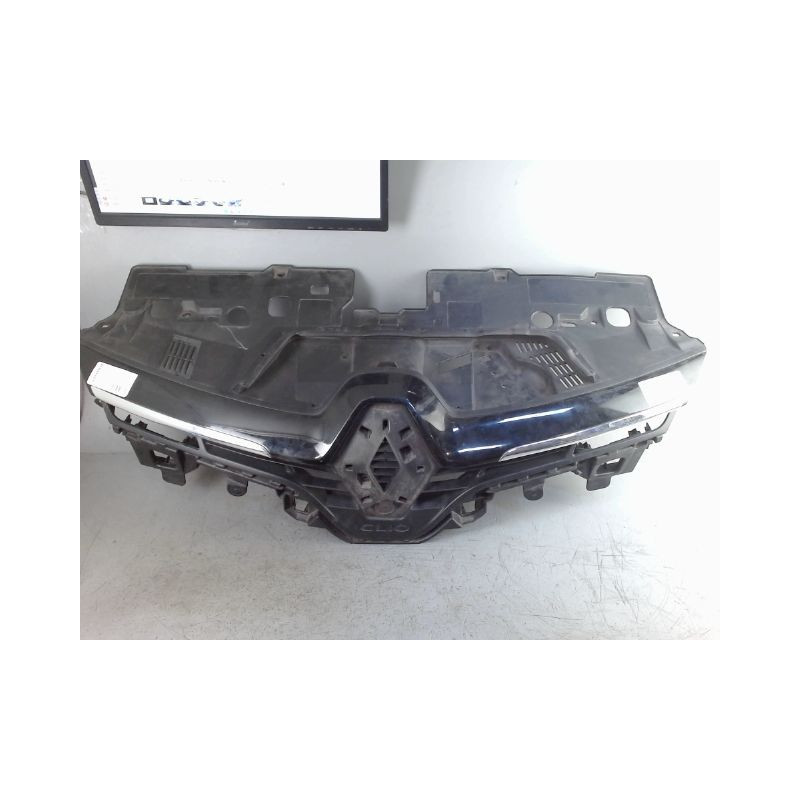 CALANDRE RENAULT CLIO